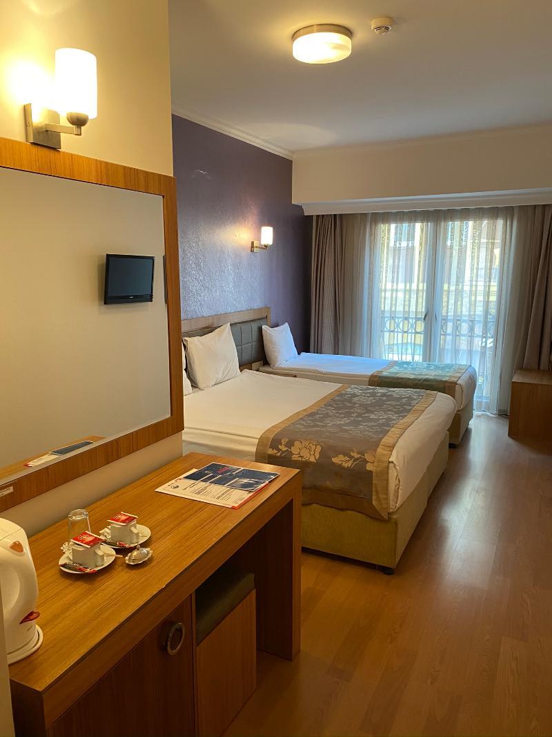 Grand Anzac Otel 3*